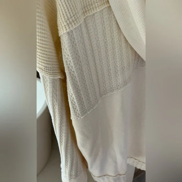 NWT Oli & Hali hoodie top size medium - Picture 5 of 7